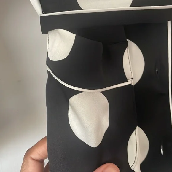 DOLCE & GABBANA
Belted polka-dot stretch-silk top - Picture 6 of 11